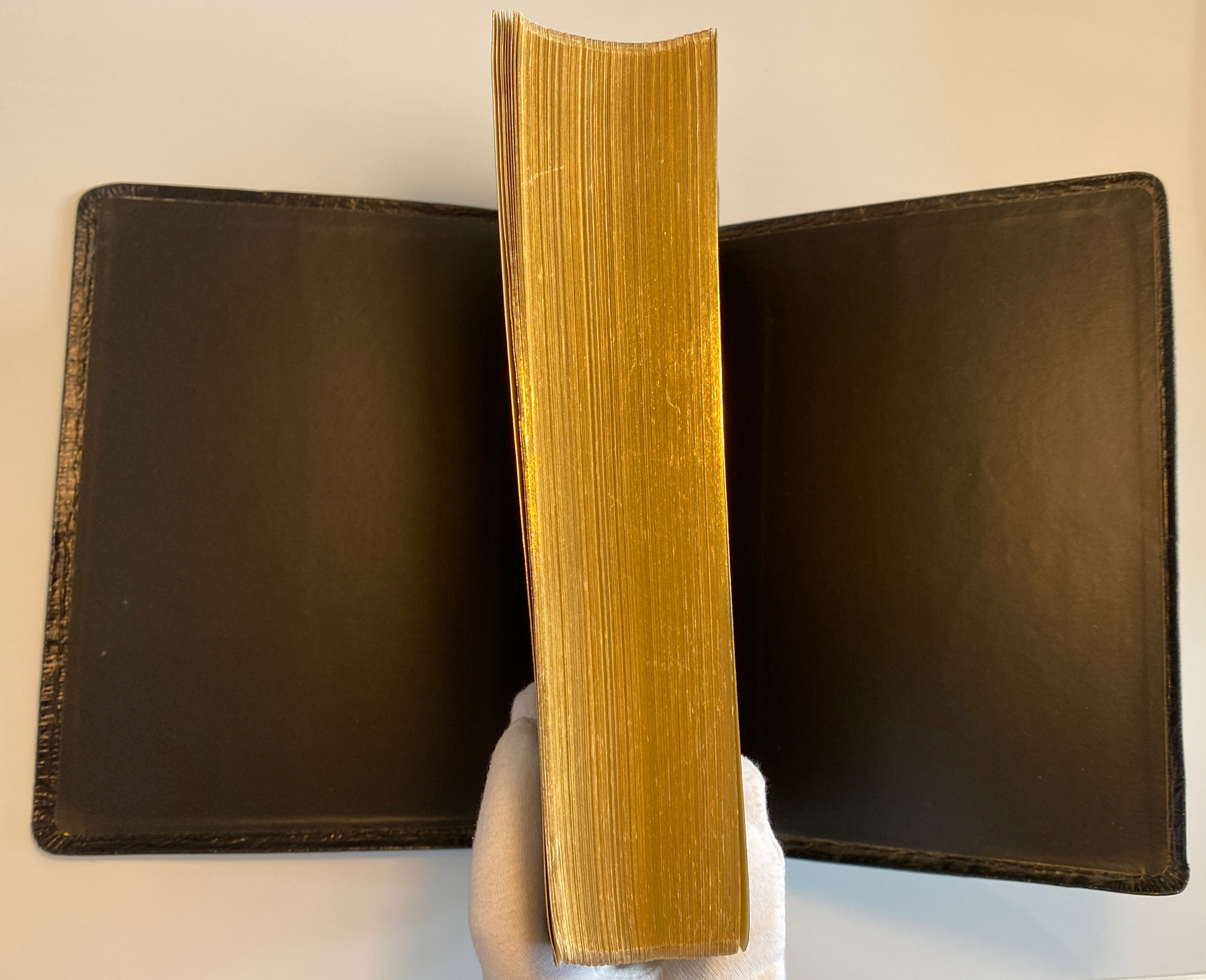 Nelson New King James Version Wide Margin Reference Bible, 476 Black, Vintage