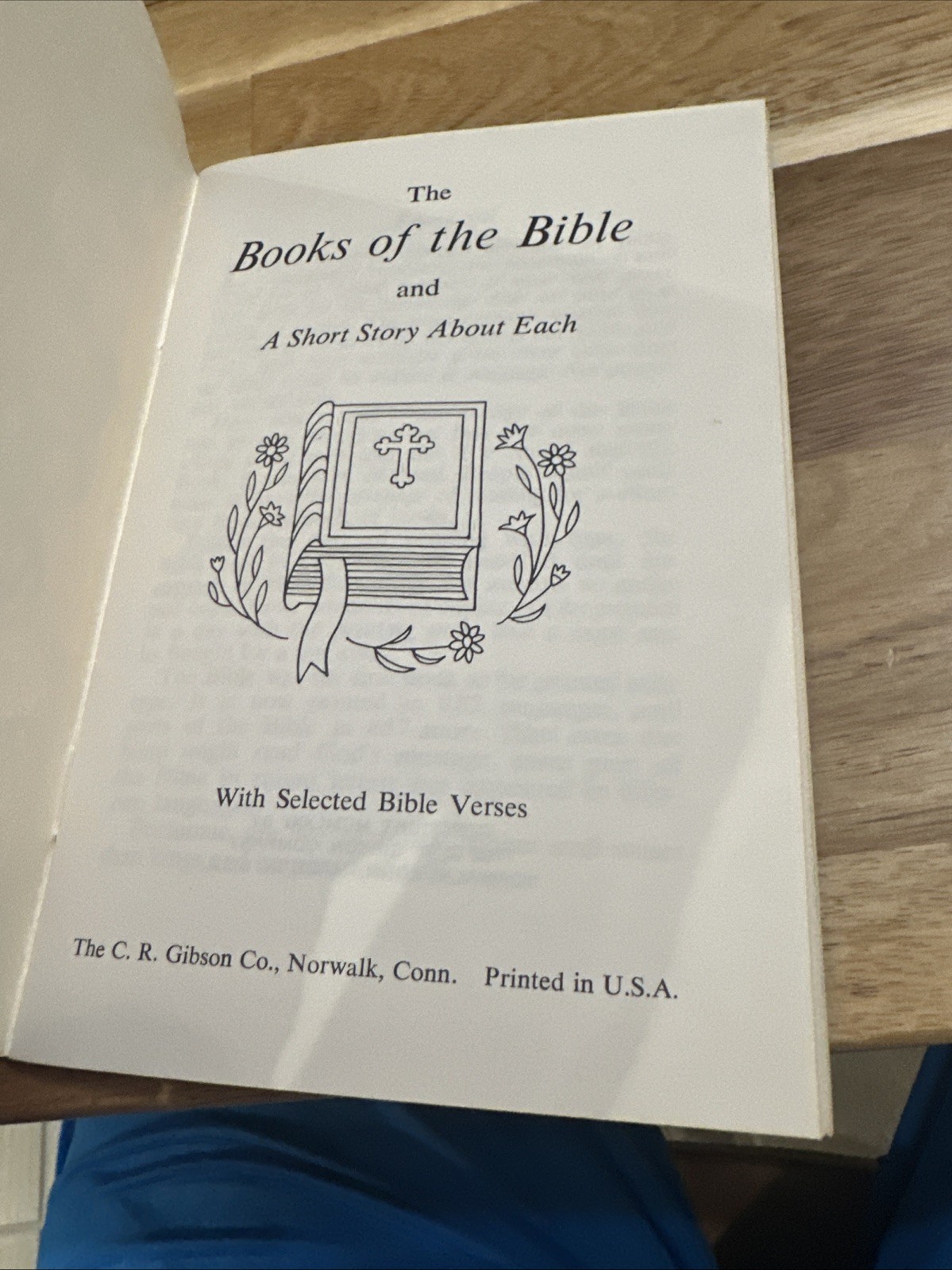 THE BOOKS OF THE BIBLE Old Testament New Testament (1971) The Holy Bible C.R. Gi
