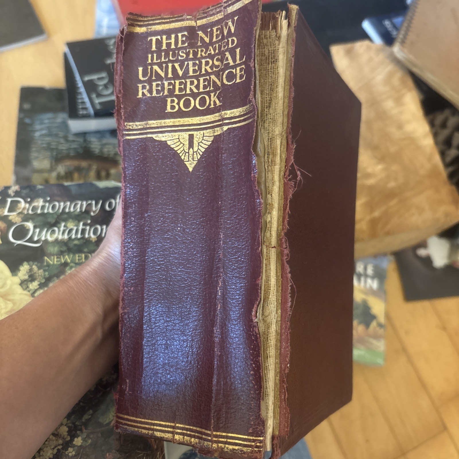 1933 The New Illustrated Universal Reference Book 1st Edition Odhams Press Ltd