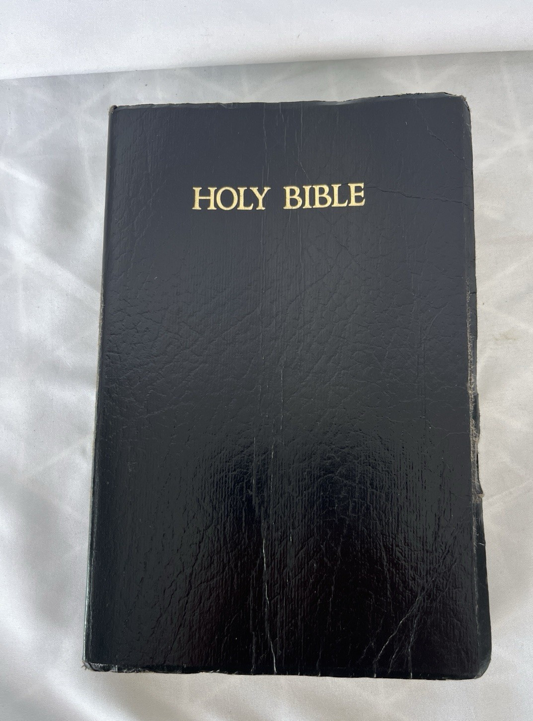 Holy Bible New King James Version NKJV 412 Black Soft Cover 1982 Thomas Nelson