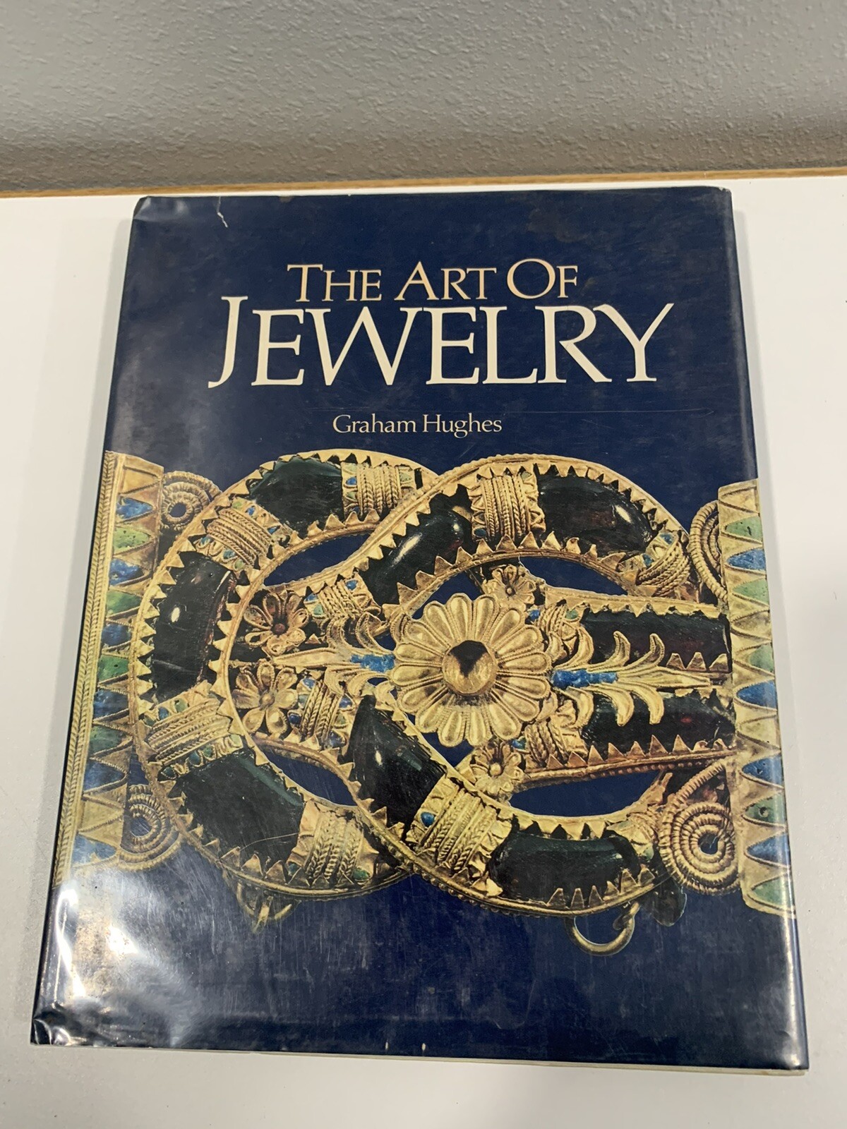 The Art of Jewelry – a Survey of Craft and Creation by Graham Hughes Book HC