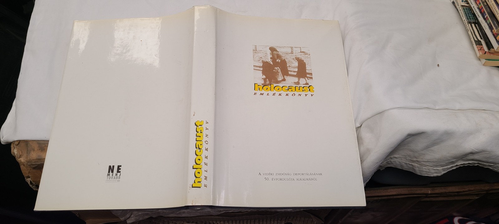 HOLOCAUST EMLEK KONYV Memory Memorial Hardcover Book In Hungarian