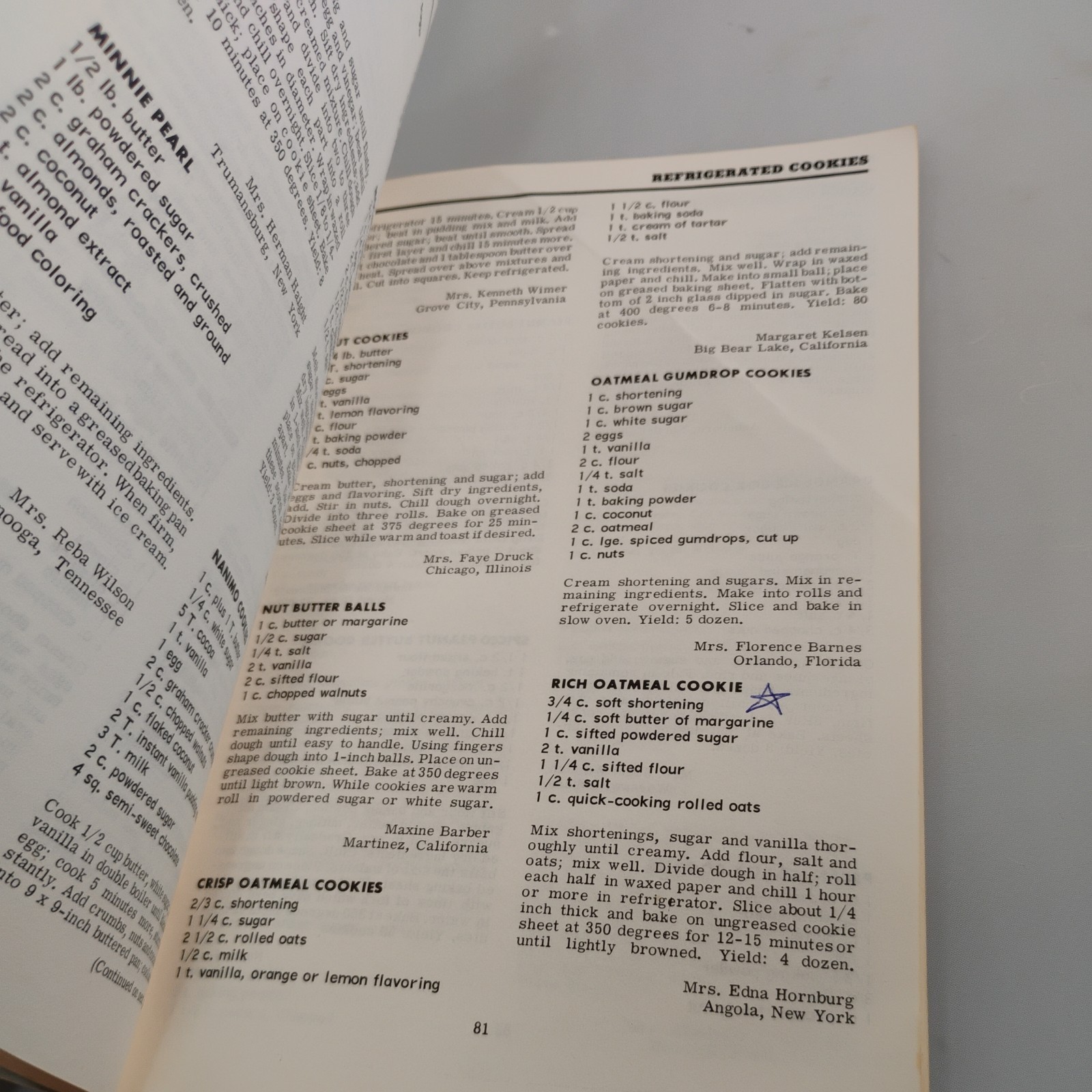 Vintage Cookie Cookbook Over 500 Cookie Recipes MCM 1960s Illustrated