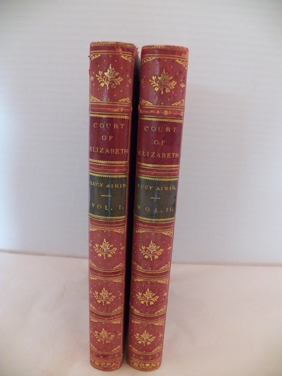 MEMOIRS OF THE COURT OF ELIZABETH LEATHER BD, VOL. I & II, BY LUCY AIKIN, 1823