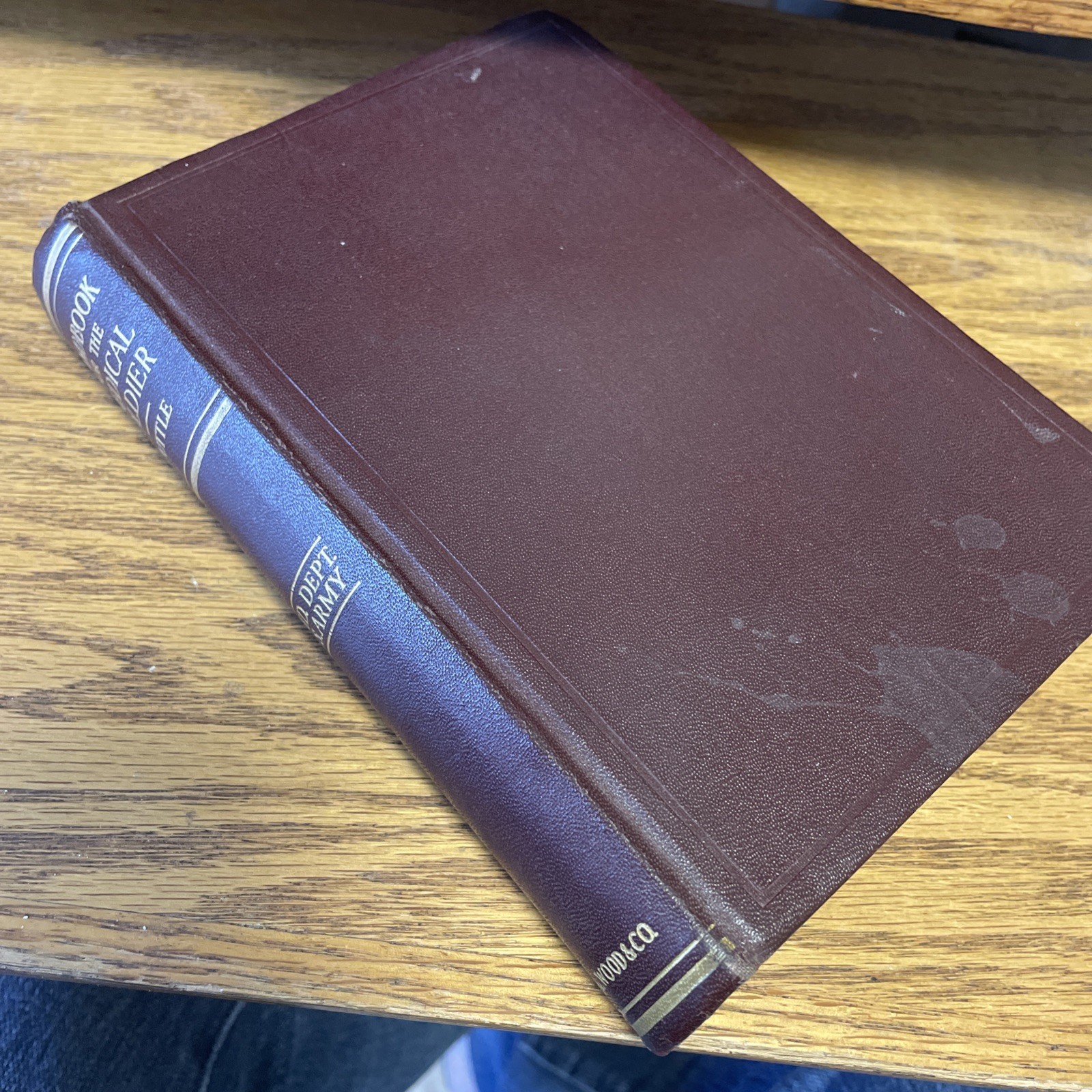 Vintage-Medical Handbook for the Medical Soldier- 1927 (1940)