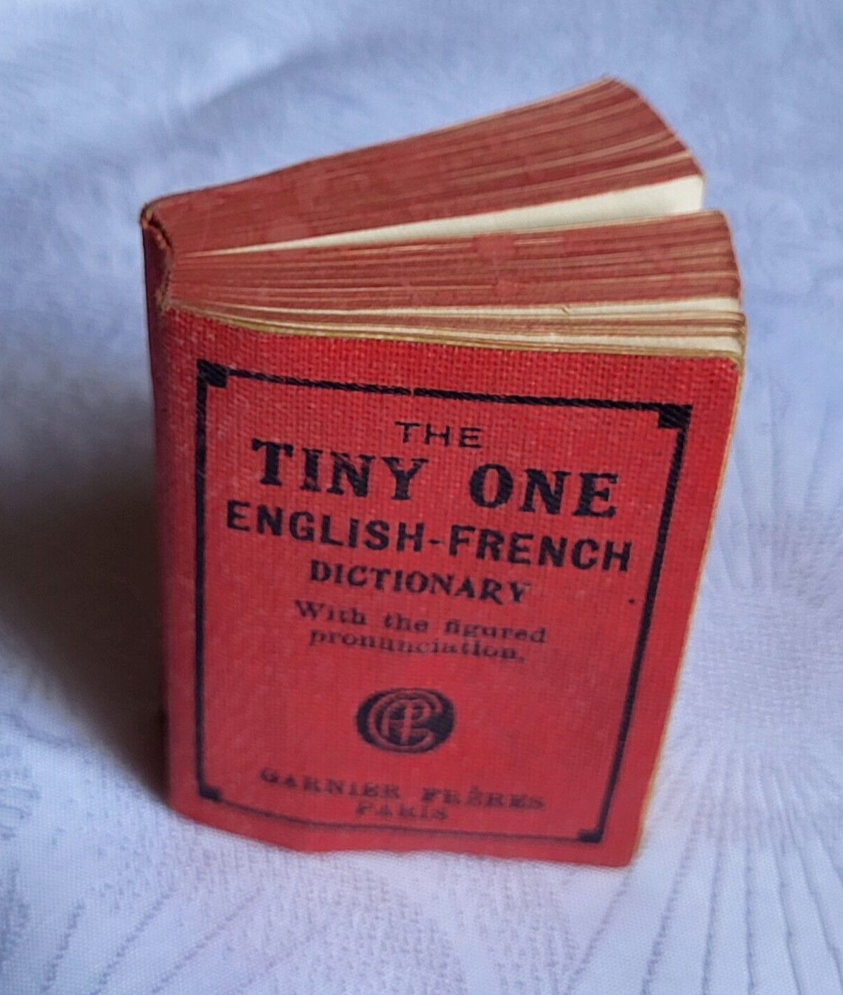 Vintage THE TINY ONE ENGLISH – FRENCH DICTIONARY Garnier Freres Publishers Paris
