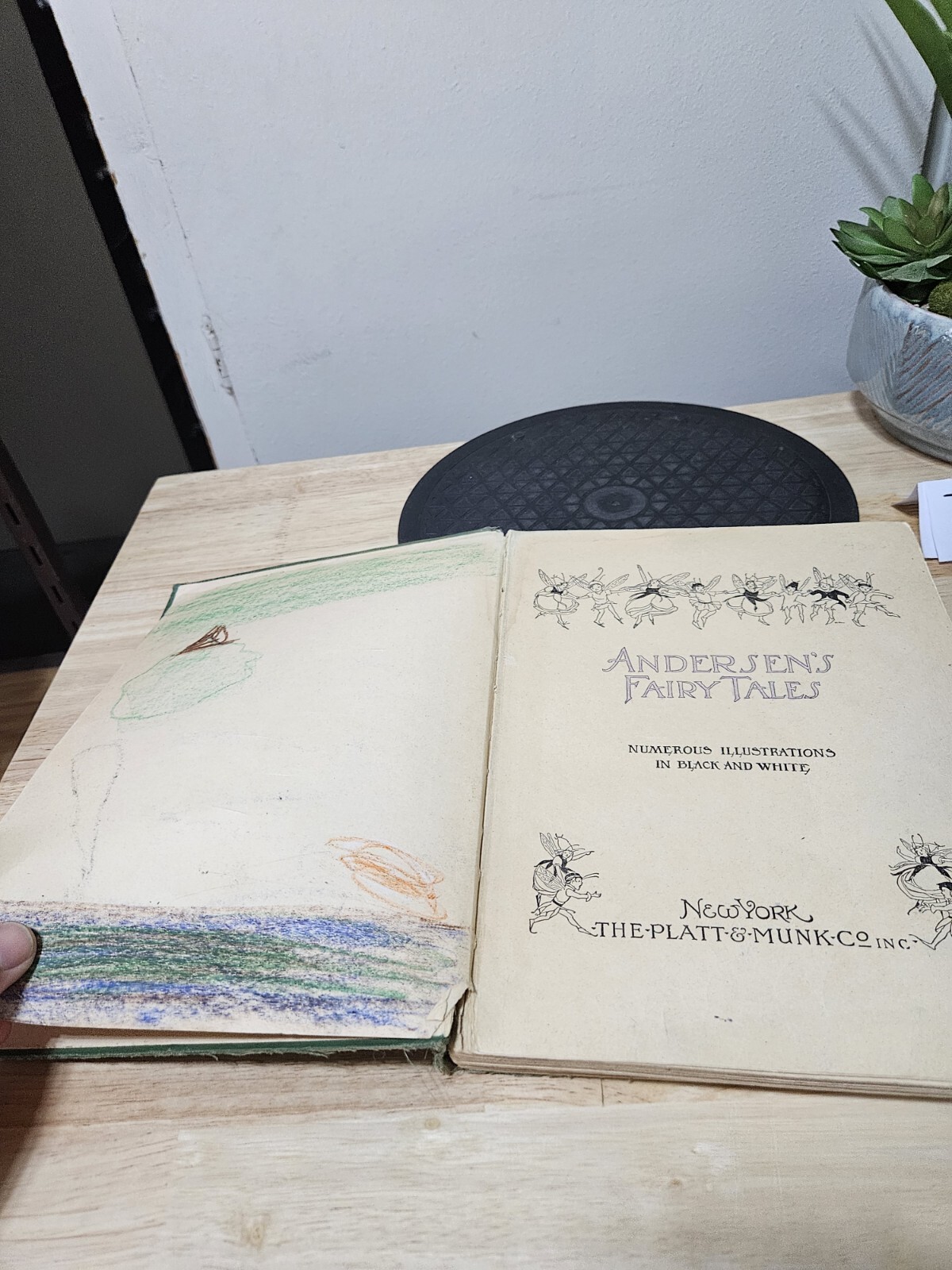 Anderson’s Fairy Tales 1929 Hardcover Book WITH MARKS AS SEEN FLAW BIND