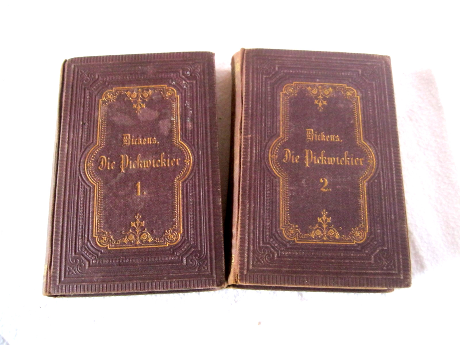 2x Charles Dickens The Pickwickians / Julius Seybt / Philipp Reclam Jr. Leipzig