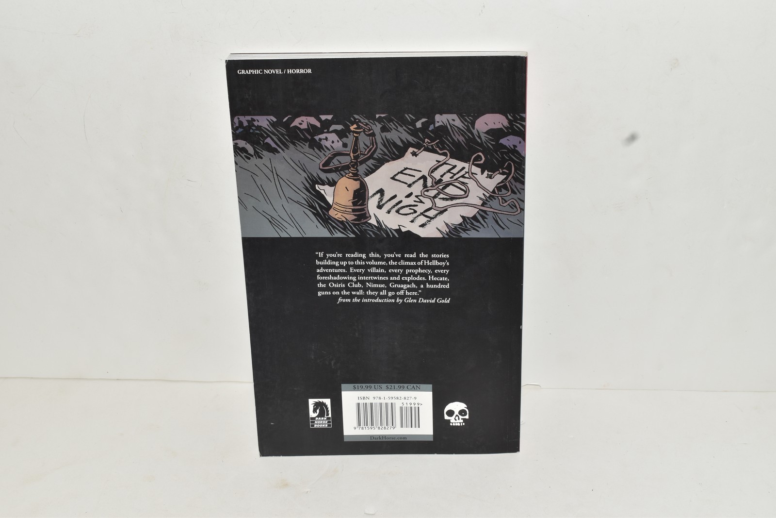 HELLBOY, VOL. 12: THE STORM AND THE FURY By Mike Mignola (RPB1091)
