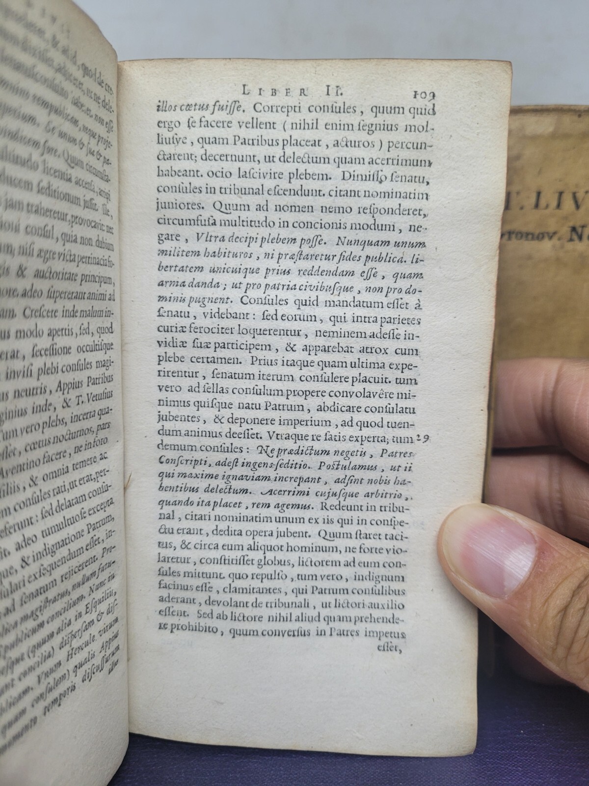 Titi Livii Historiarum Libri 1645/1644 ~ Titus‘ History of Rome ~ Four Volumes