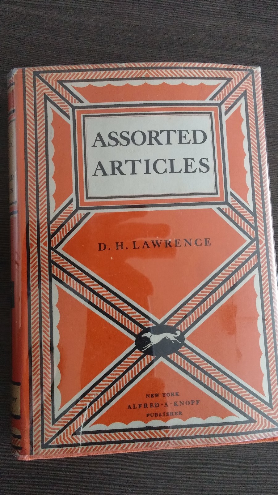 D.H. LAWRENCE Assorted Articles 1st US Edition in DJ 1930 HCDJ