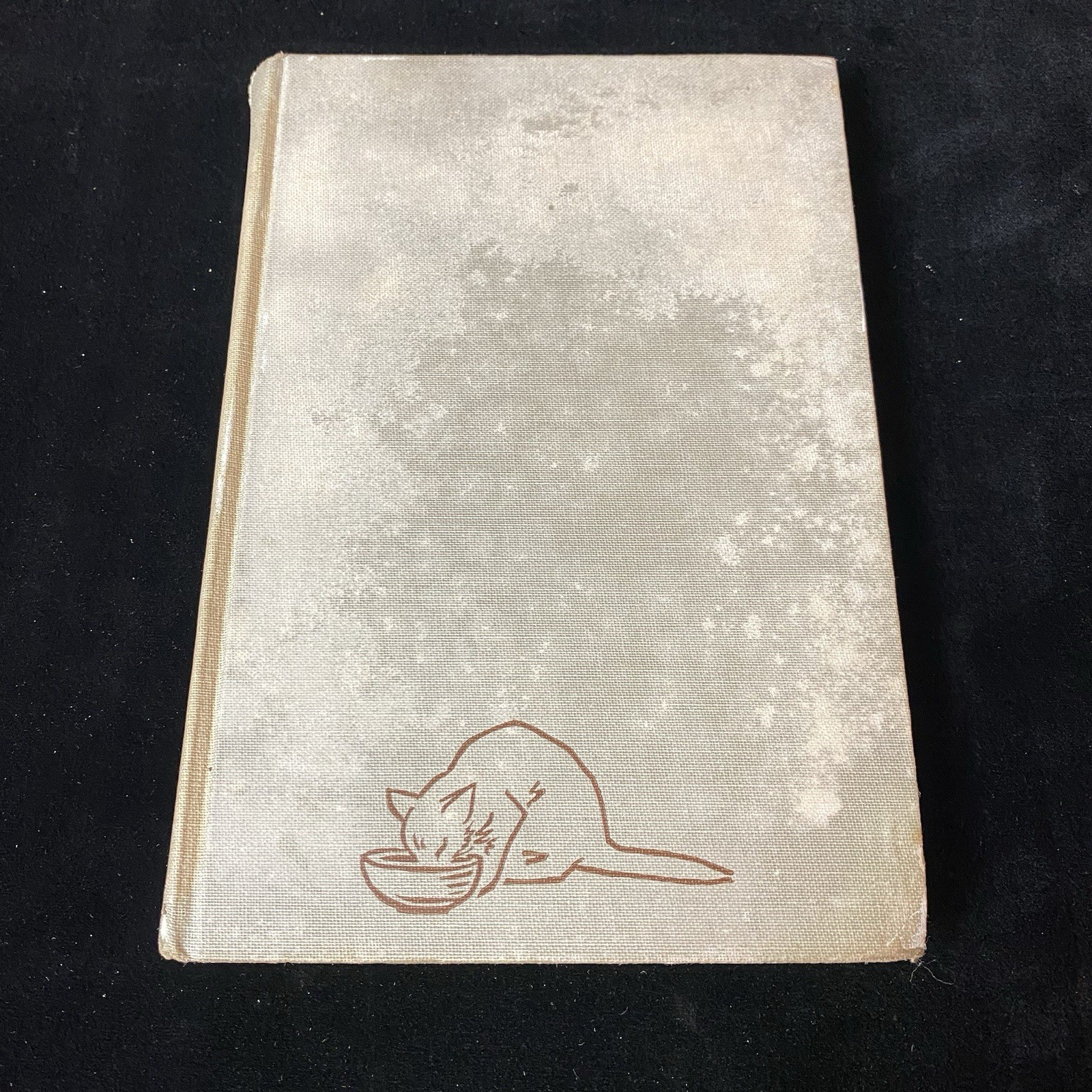 The Lavender Cat by Janette Sebring Lowrey Illust. Rafaello Busoni 1944 1st Ed.