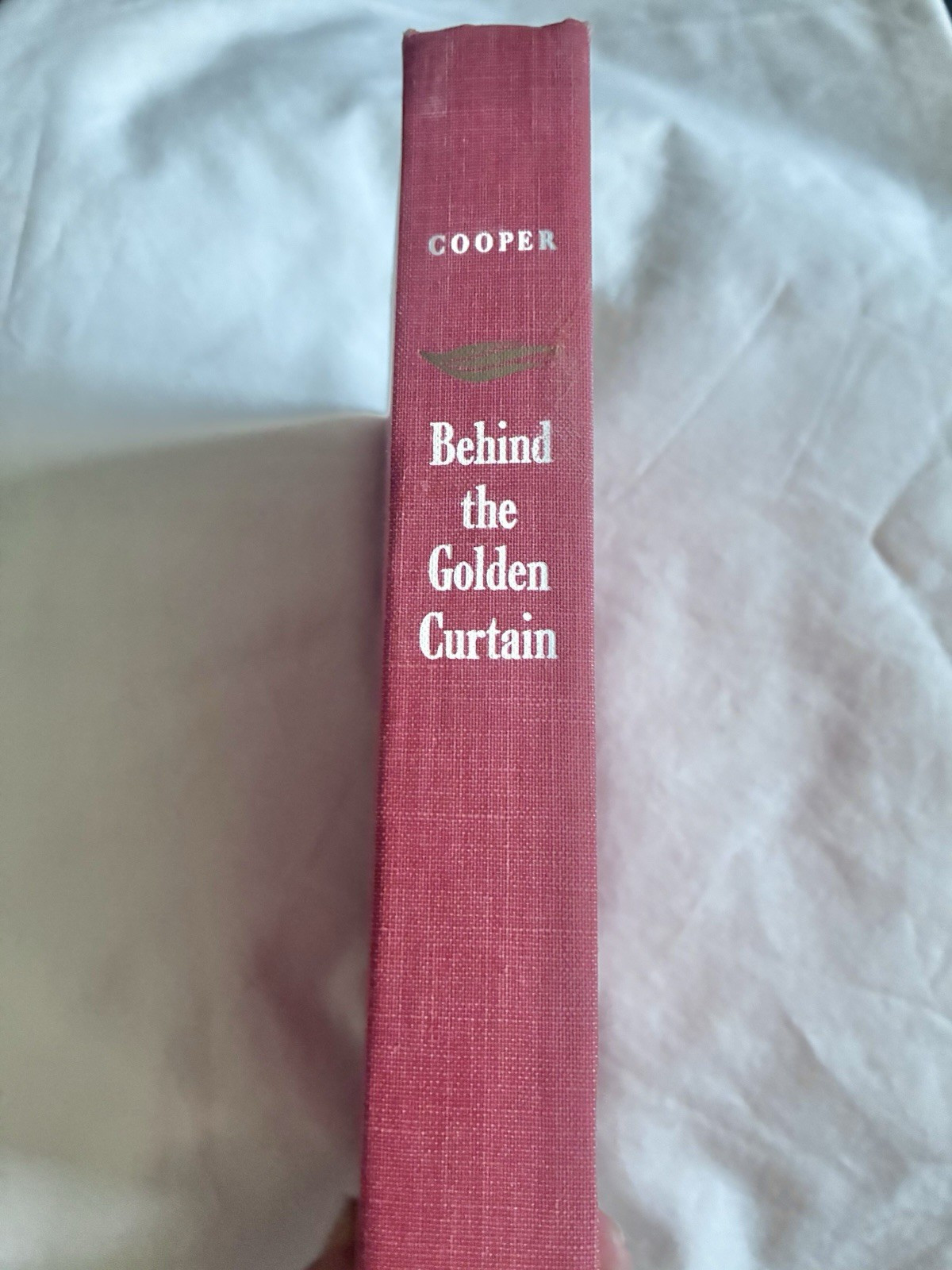 Susan Cooper BEHIND THE GOLDEN CURTAIN 1965 First Ed British Hardcover DJ U.S.A.