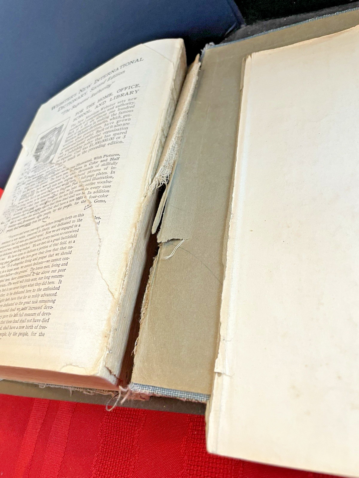 Thin Paper Webster’s Collegiate Dictionary Fifth Edition 1948