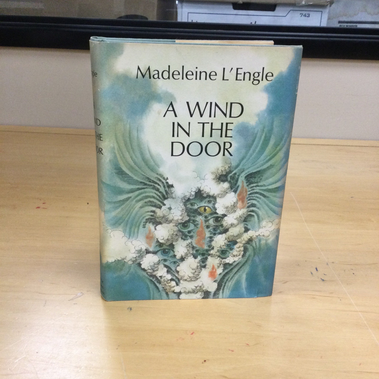 1979 7th Print- A Wind In The Door By L’engle, Hardback In VG+Condition W/ DJ