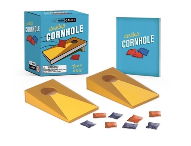 Desktop Cornhole: Give It a Toss! (Paperback or Softback)