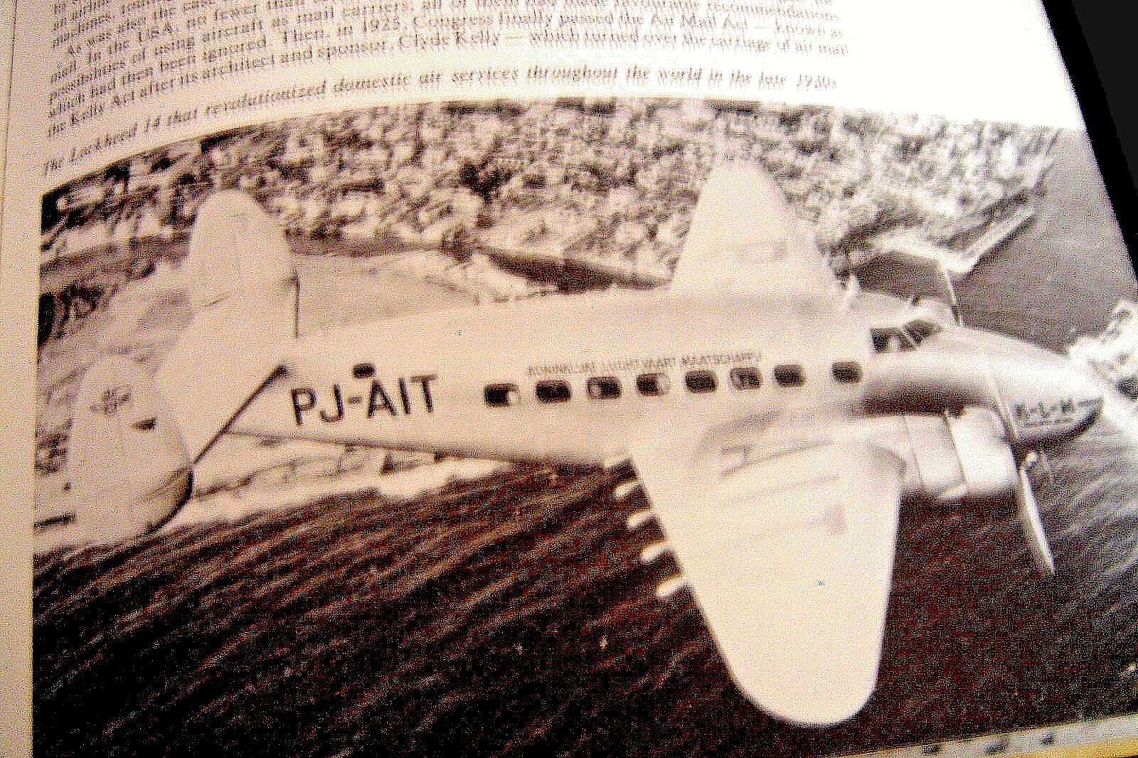 „The Sky their frontier,“ by Robert Jackson, , HARDCOVER- AIRPLANES 1920 TO 1940