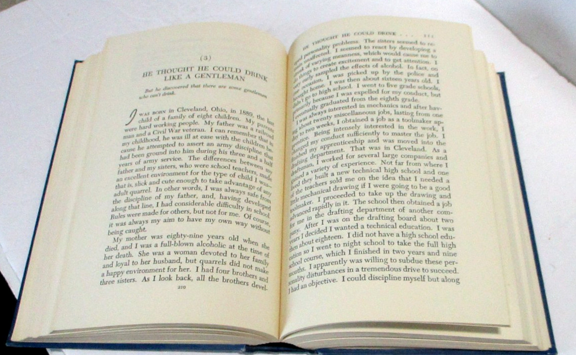 ALCOHOLICS ANONYMOUS 2nd Ed., 3rd prnt, 1959 w/repo dustjacket, Women’s AA Group