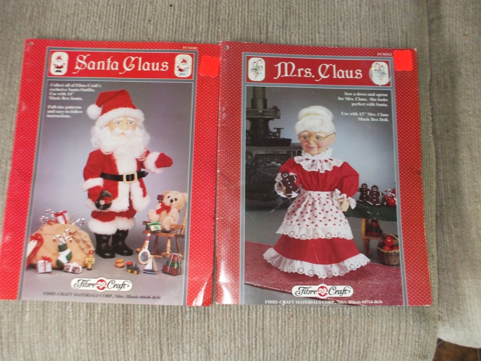 Santa Claus & Mrs Claus Fibre-Craft FCM302 1992 Pattern Book Doll Outfit Sewing
