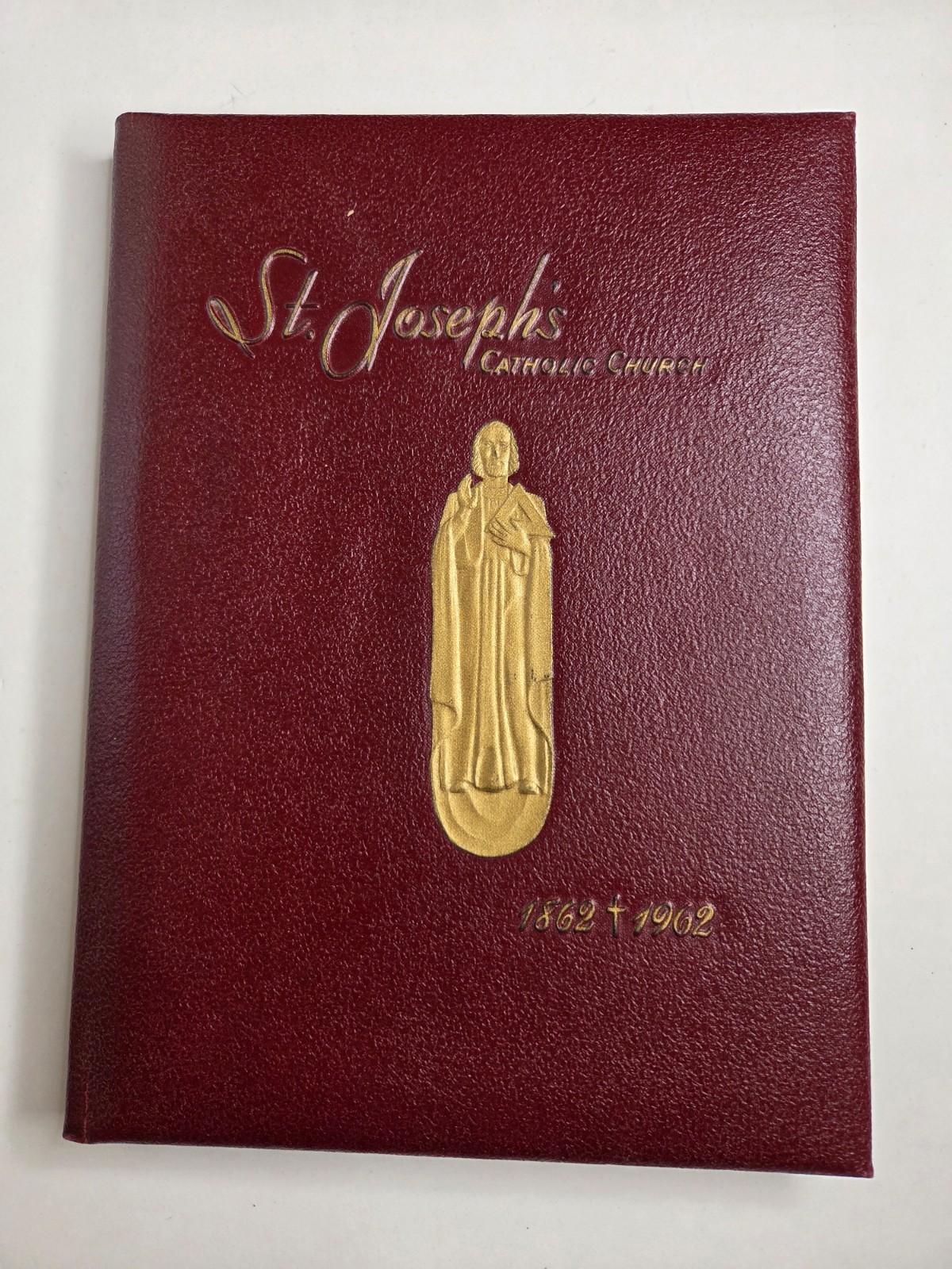 ST. JOSEPHS CATHOLIC CHURCH 1862-1962 Centennial Freeport IL HC book BK5