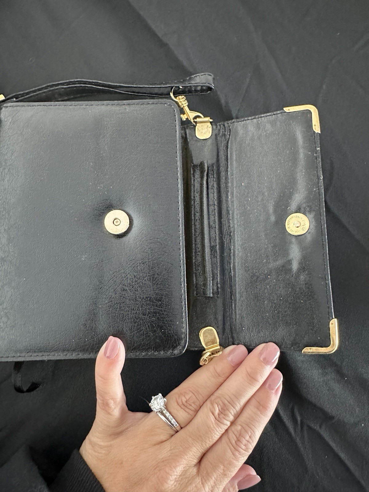 Bible – New King James Version Compact Ref. Edition In Crossbody Leather Holder