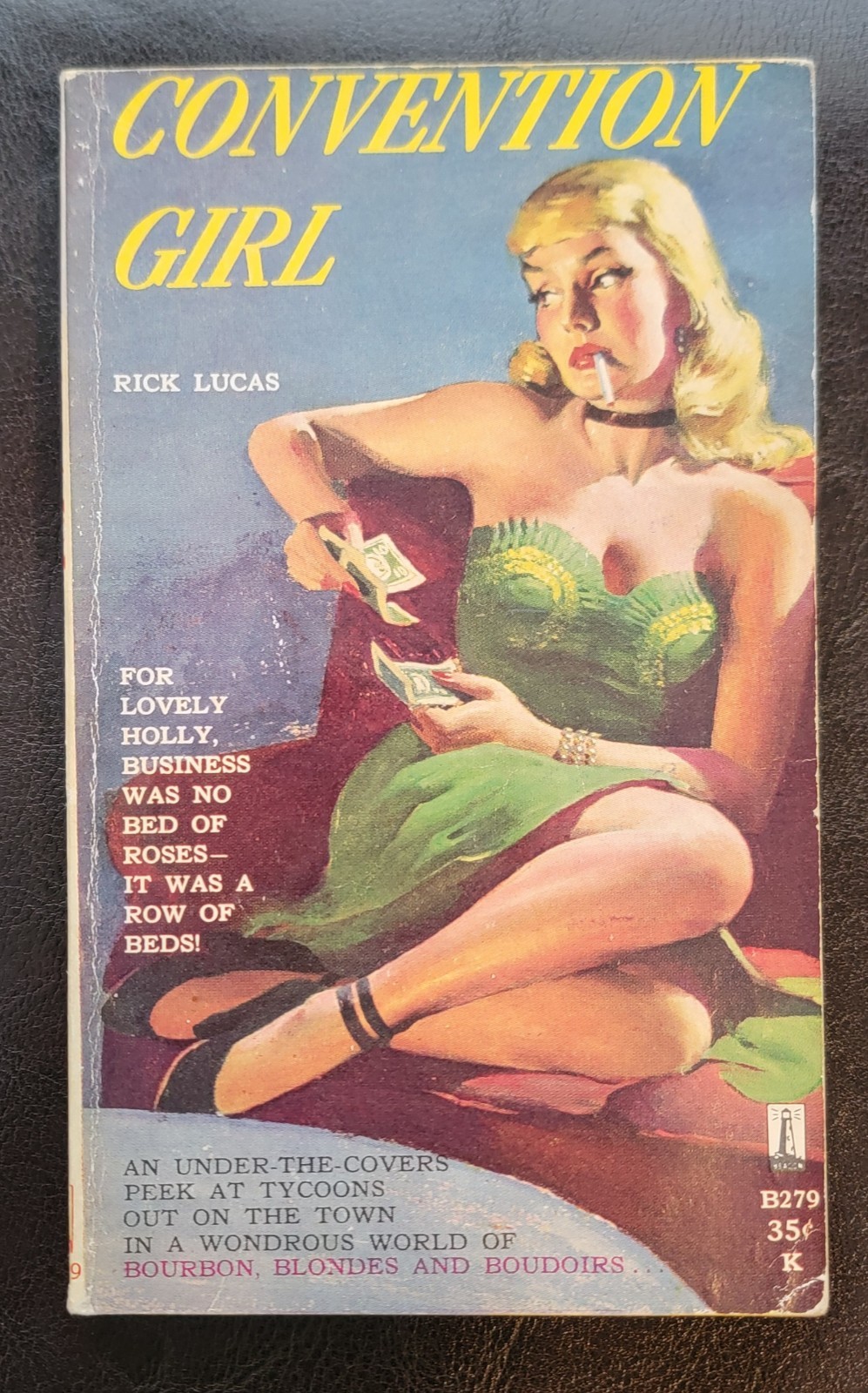 Convention Girl Rick Lucas Beacon B279 1959 Lesbian Sleaze Pulp GGA Scarce