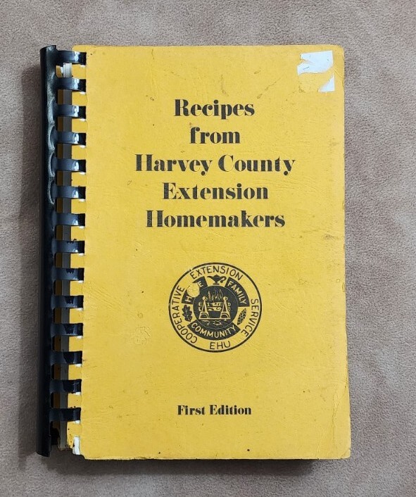 Vintage 1980 1st Edition Harvey County, Kansas Cookbook Comb 328 pp Recipes
