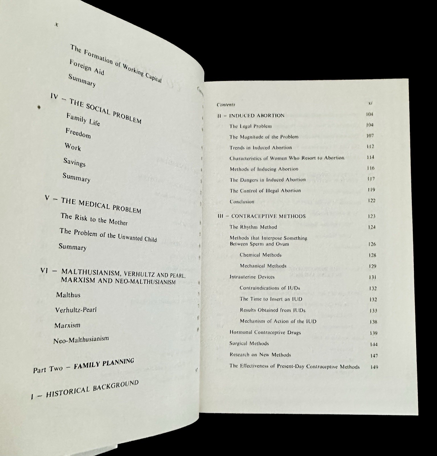 SIGNED Demographic Population & Public Health Latin 1976 Viel HCDJ Assoc Copy