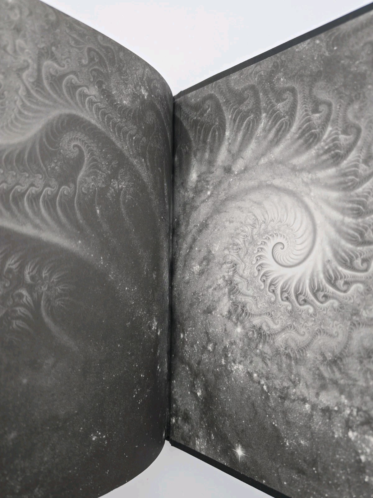 SIGNED~To Sleep In A Sea Of Stars~Christopher Paolini~1st Ed, 1st Printing~HC DJ