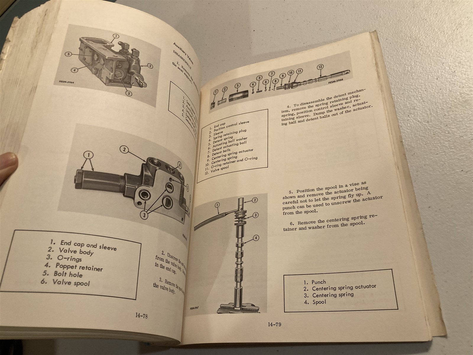 1974 Service Manual, International Chassis 1566 & 1568 Tractors, GSS-1461