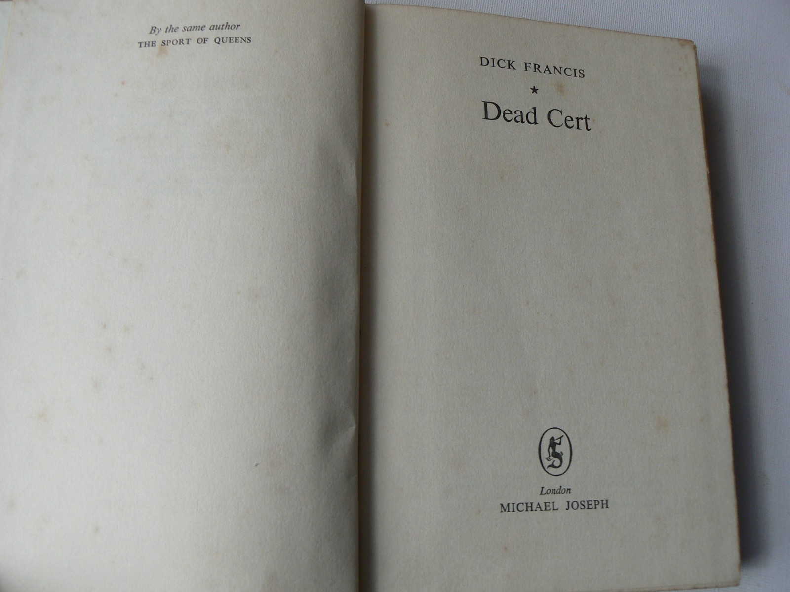 Dick Francis.Dead Cert.Hardback.1st/2nd 1962.Michael Joseph.First novel.Scarce.