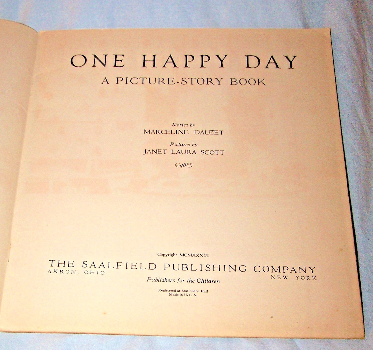 One Happy Day PB-1939-Marceline Dauzet w/Pictures by Janet Laura Scott