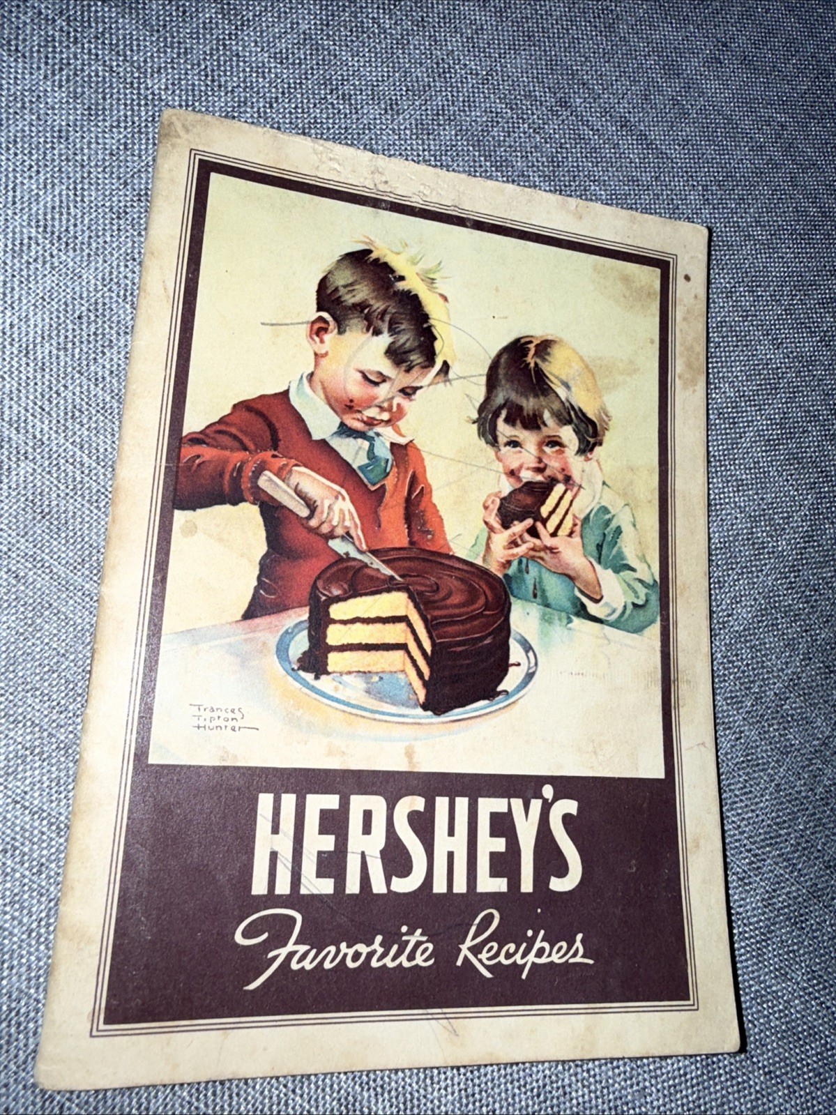 Hershey’s Favorite Recipes Booklet – Hershey Chocolate Corp. 1937 Cakes Sauces