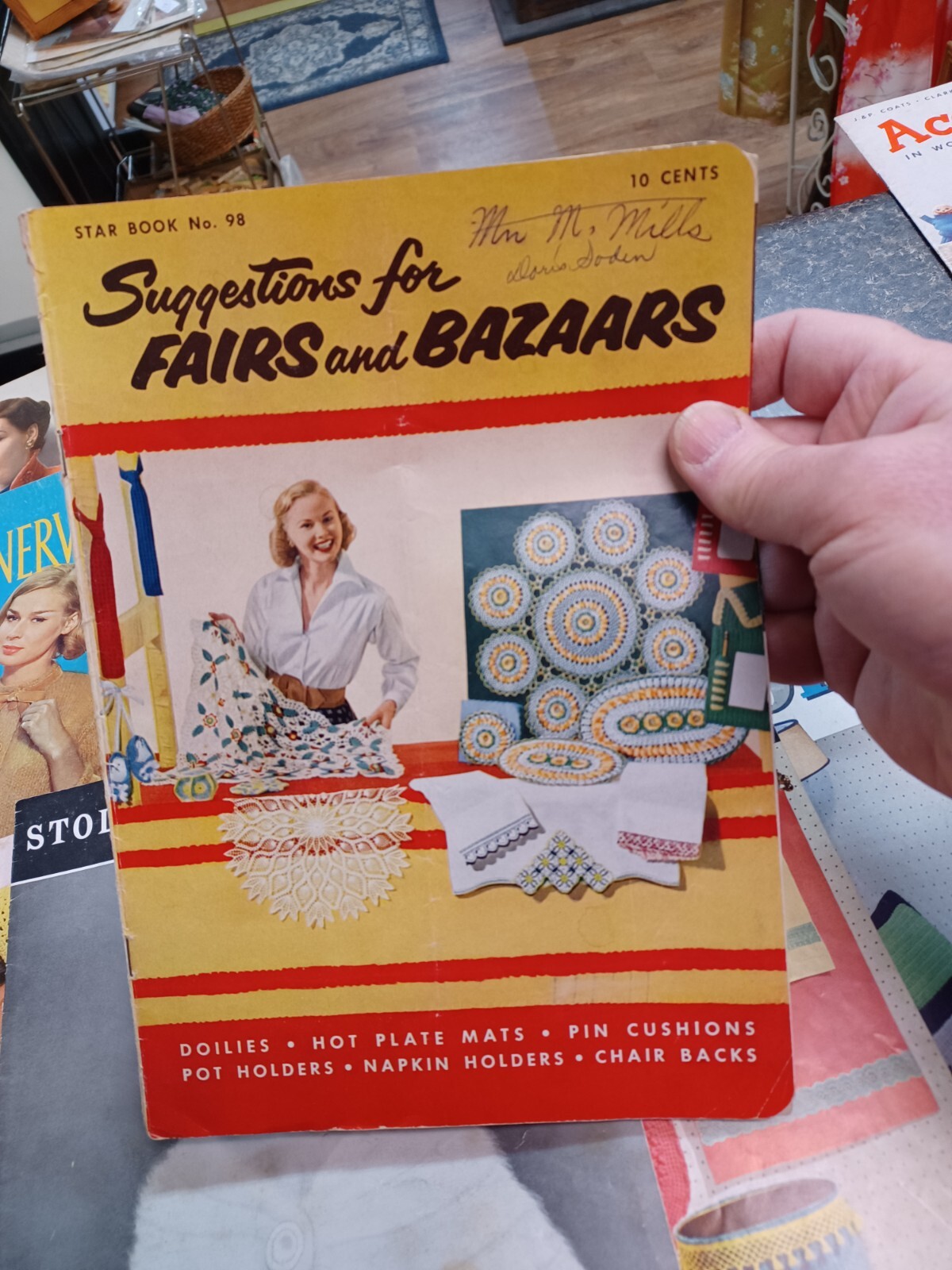 VTG Crochet & Knitting Tatting Pattern Booklets Magazines 1950’s Fasion Research
