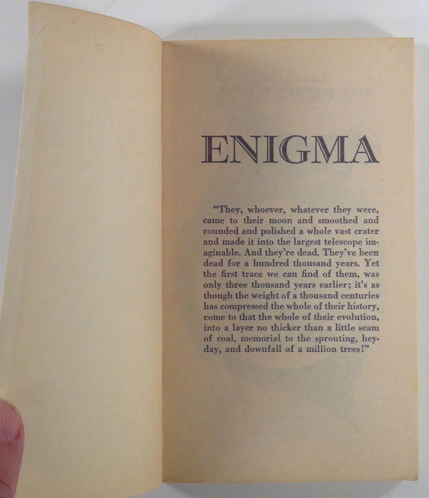 1975 John Brunner TOTAL ECLIPSE science fiction novel DAW #UW1398