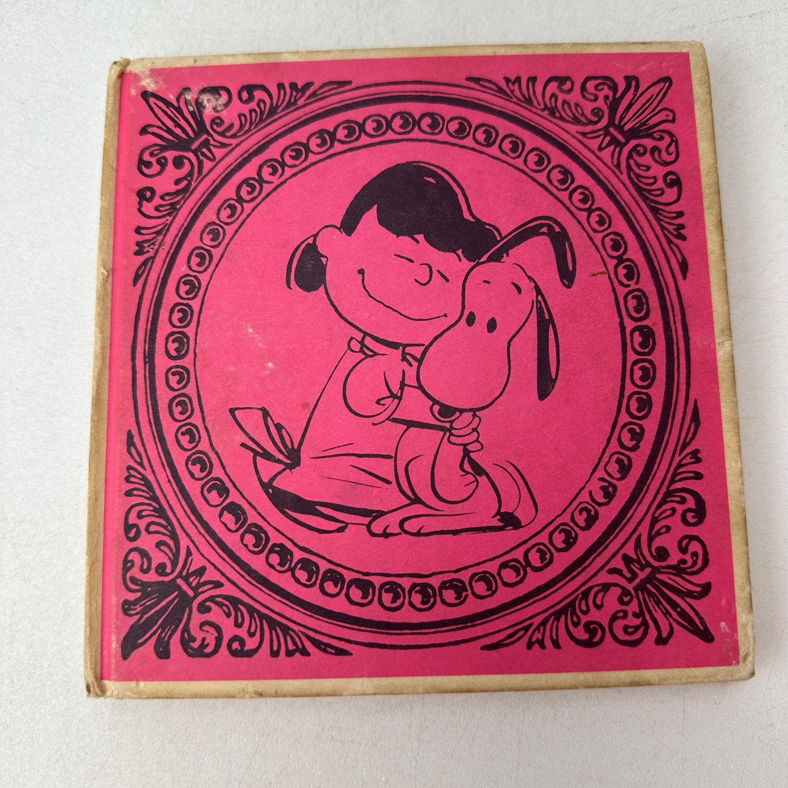 Happiness is a Warm Puppy Charles M Schulz HC 1962 Charlie Brown Snoopy Peanuts