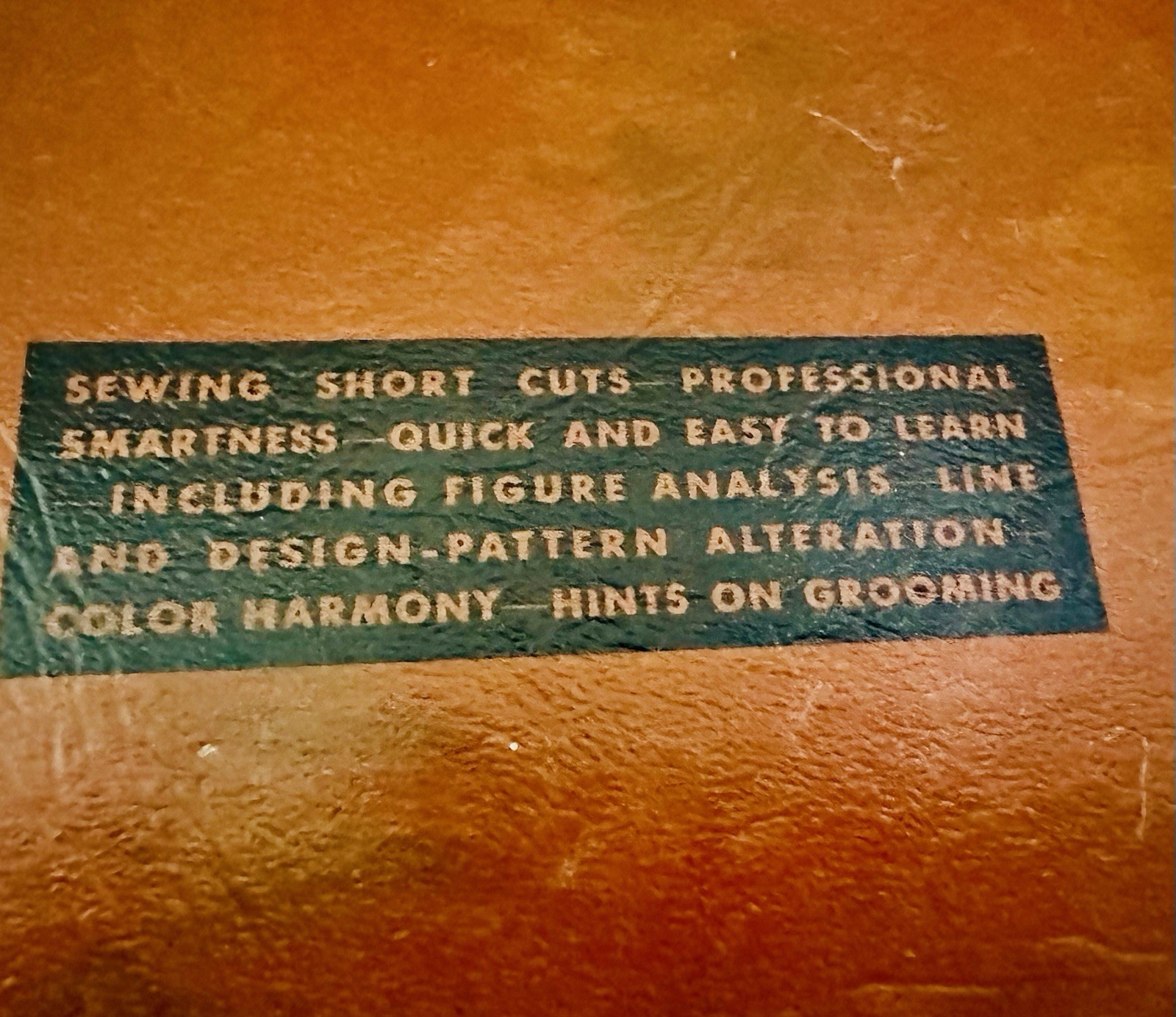 VTG 1940s White Sewing Machine Co. Instructional Book Illustrated 11×8.5”