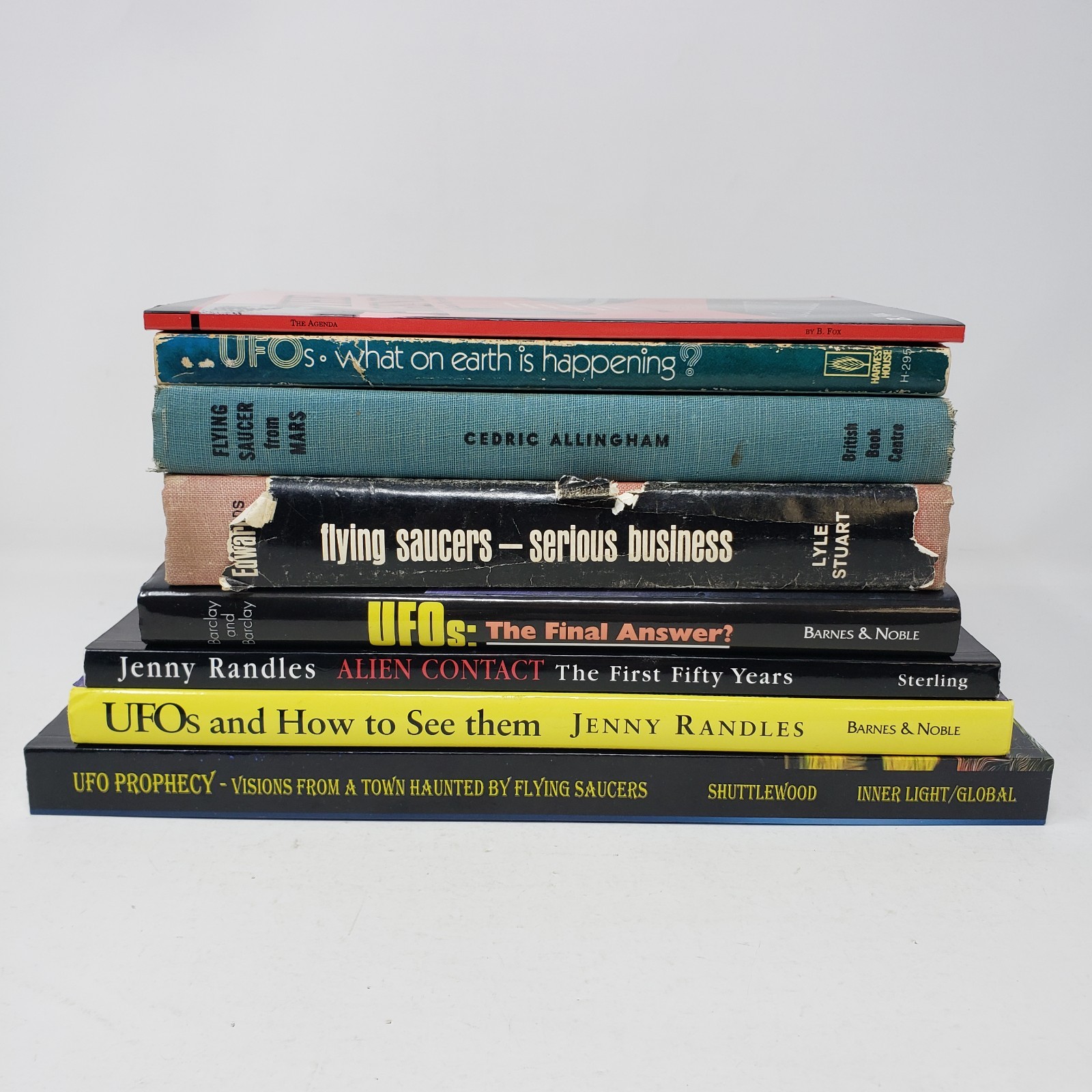 Vintage UFO Research and Information Lot of 8 (Flying Saucers, Aliens, HC, PB)