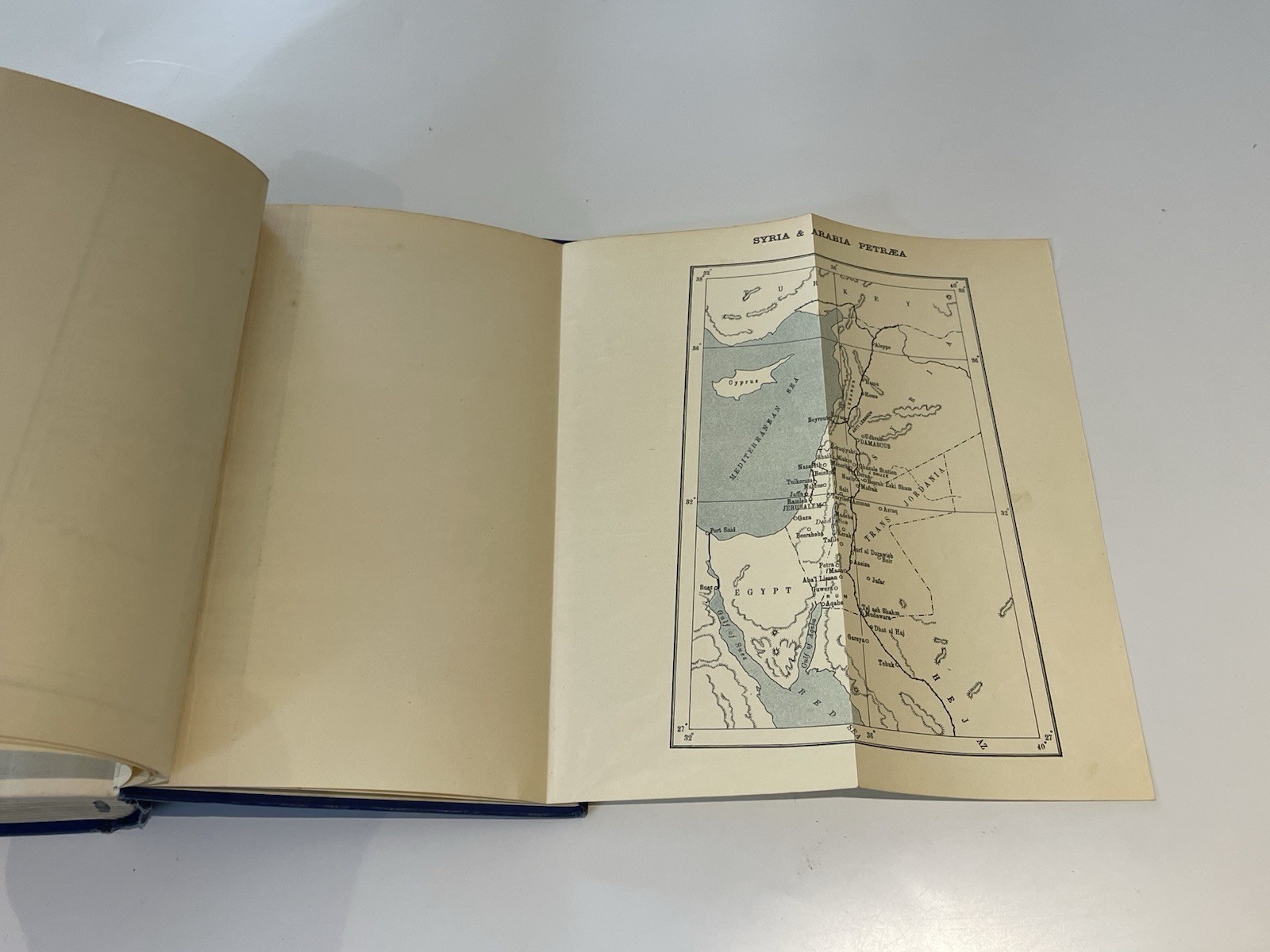 The Independent Arab, Major Sir Hubert Young, 1933 1st Edition, Maps Middle East