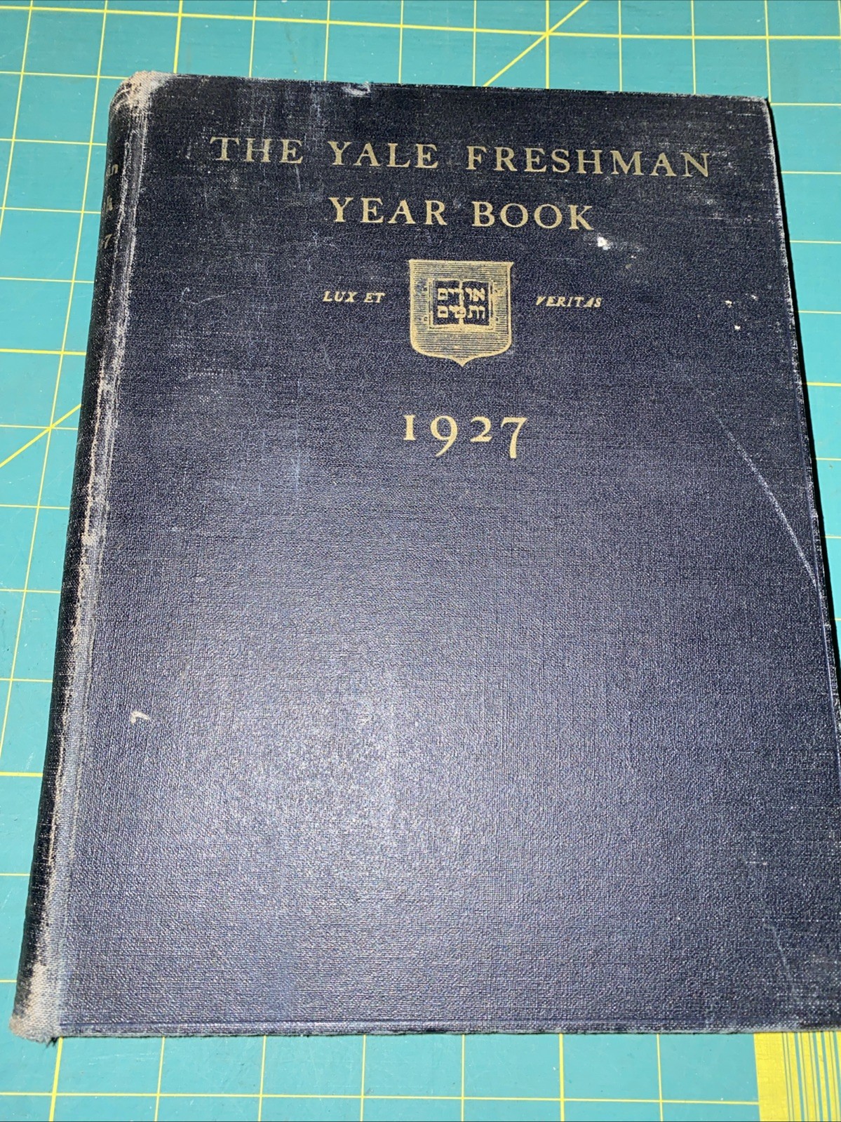 ANTIQUE 1927 YALE UNIVERSITY FRESHMAN YEAR BOOK NEW HAVEN CONNECTICUT