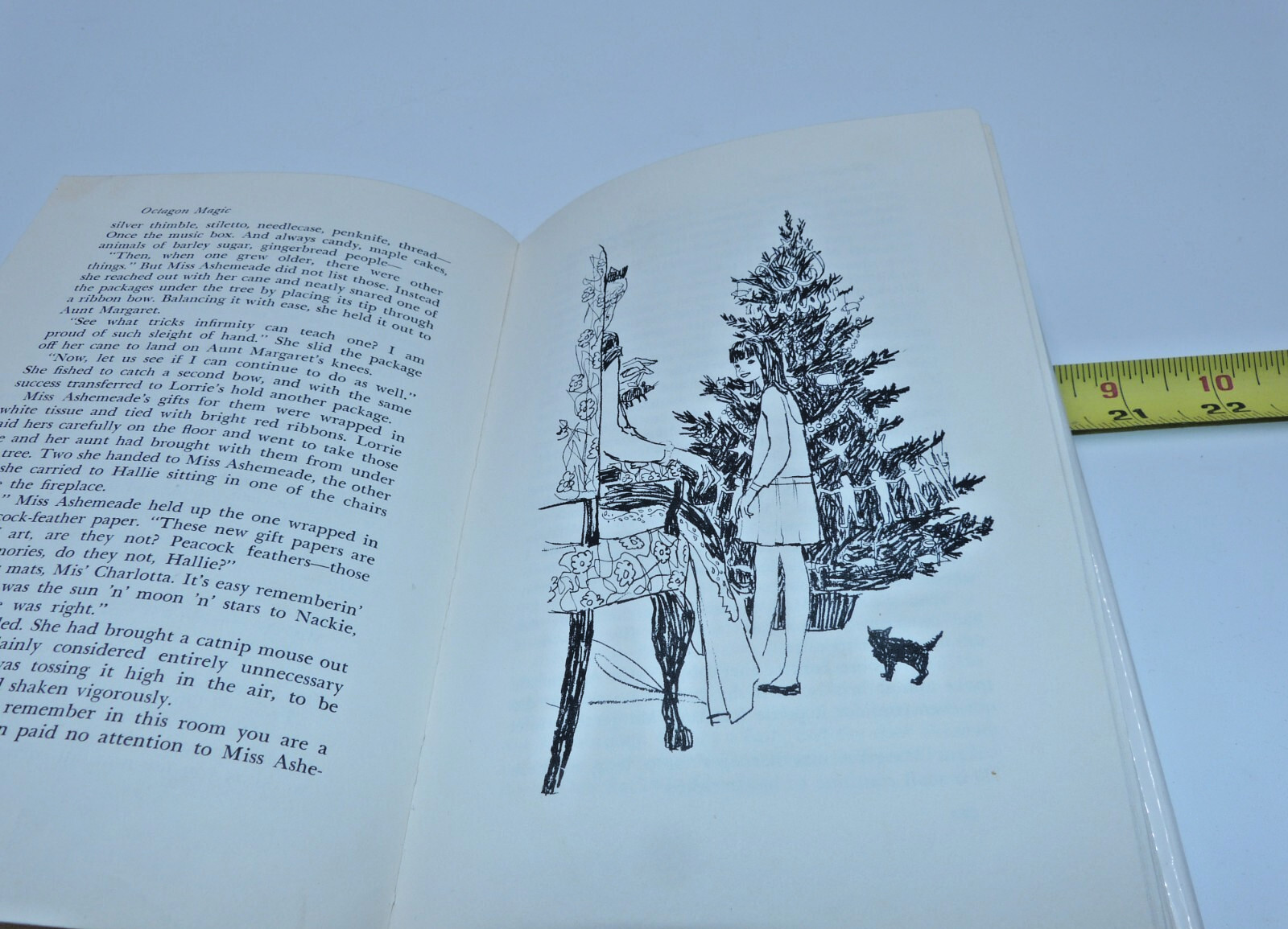 Andre Norton OCTAGON MAGIC First Edition in jacket 1968 Ex Library