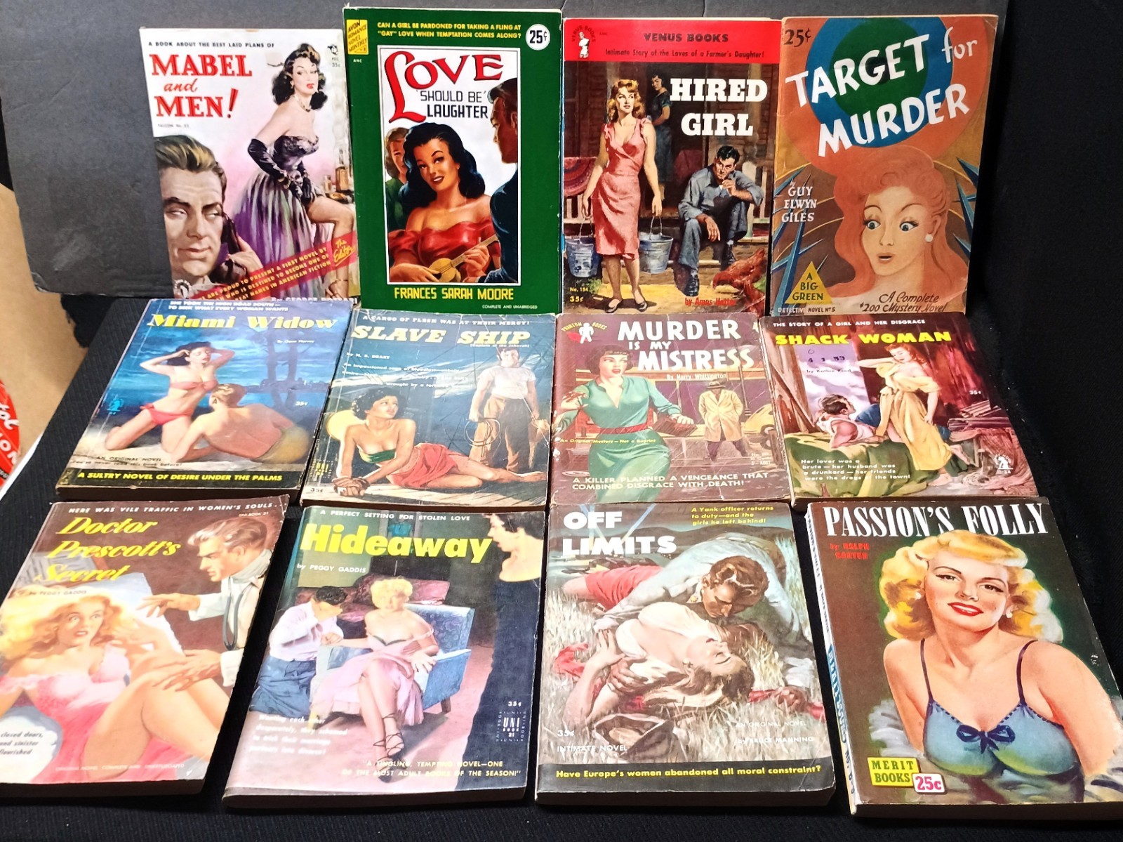 Lot 12 1950s VINTAGE PAPERBACKS smut sleaze crime bondage murder good girl art