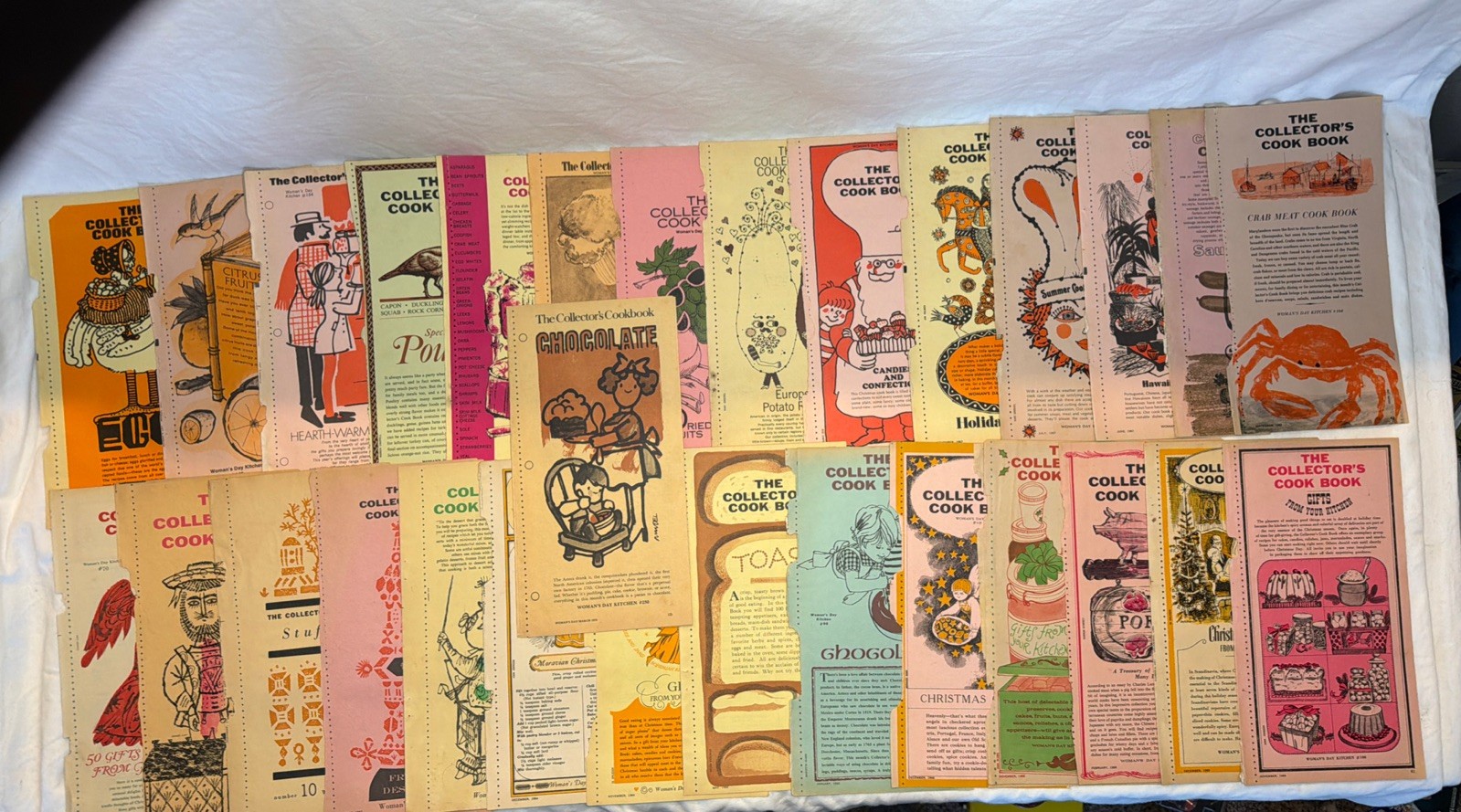 Lot of 29 Vintage Woman’s Day THE COLLECTOR’S COOK BOOK Recipe Booklets 1960’s