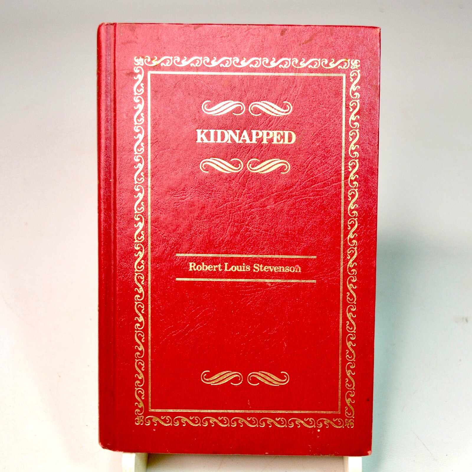 Vintage 1980 HC Kidnapped Robert Louis Stevenson Ottenheimer Ornate Red Gilded