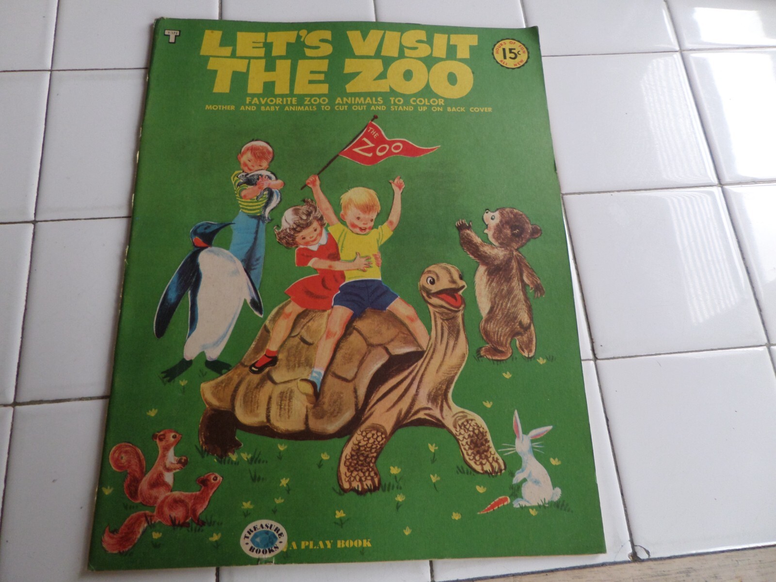 Let’s Visit The Zoo, VINTAGE Coloring Book,1953(VINTAGE Unused)