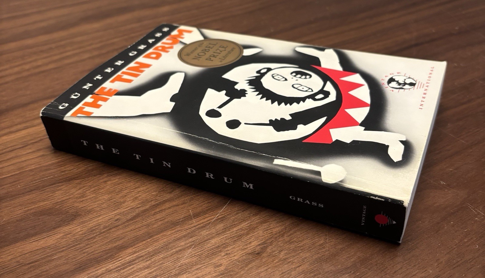 The Tin Drum Gunter Grass. 1st Edition Vintage International Paperback 1989.