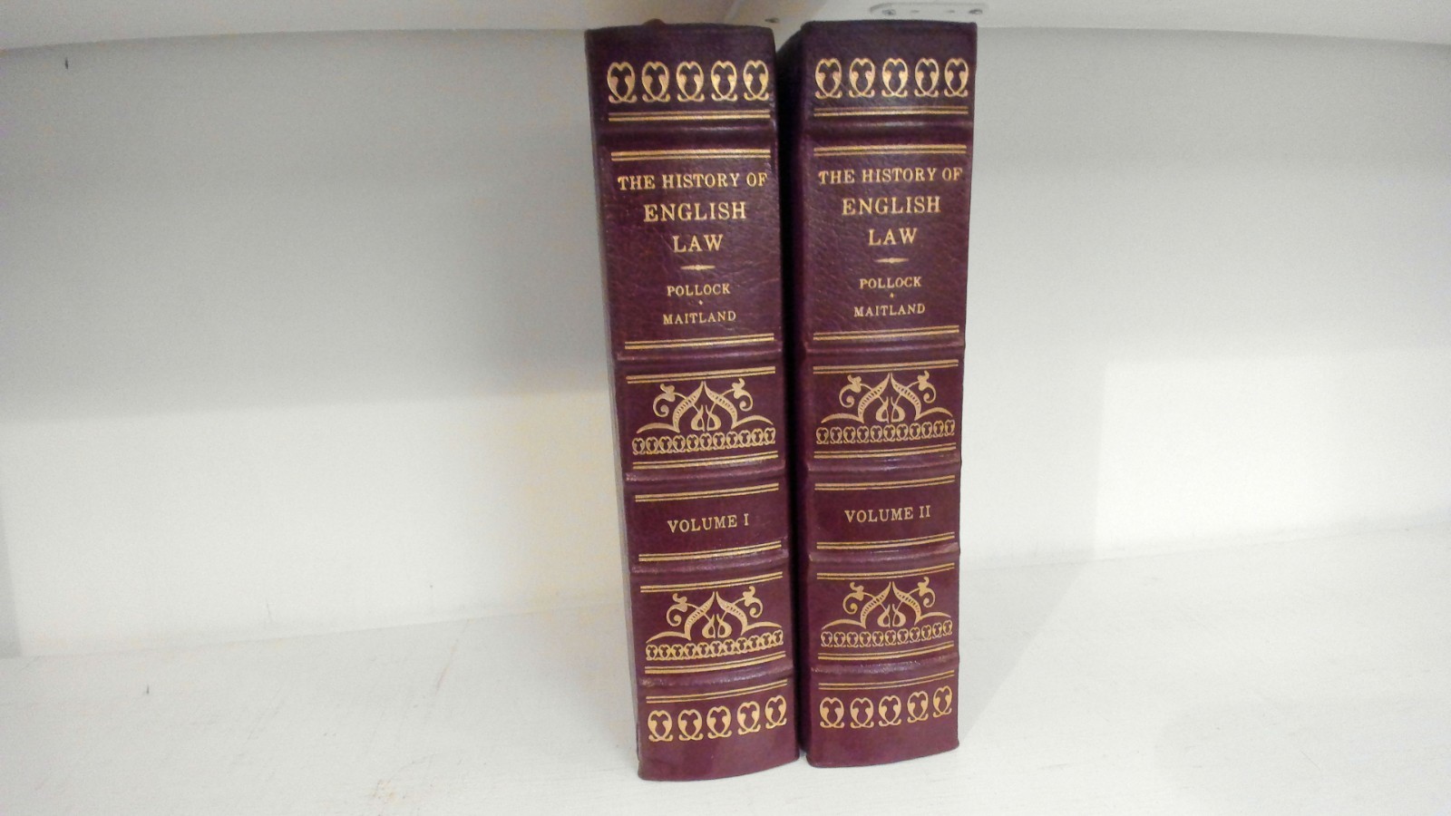 Legal Classics Library 1982 History Of English Law Pollock & Maitland Two Volume