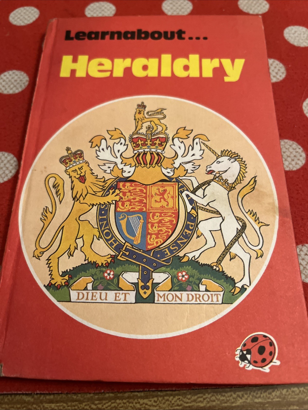 Vintage Ladybird Book Learnabout Heraldry Crafts & Hobbies Series 1978