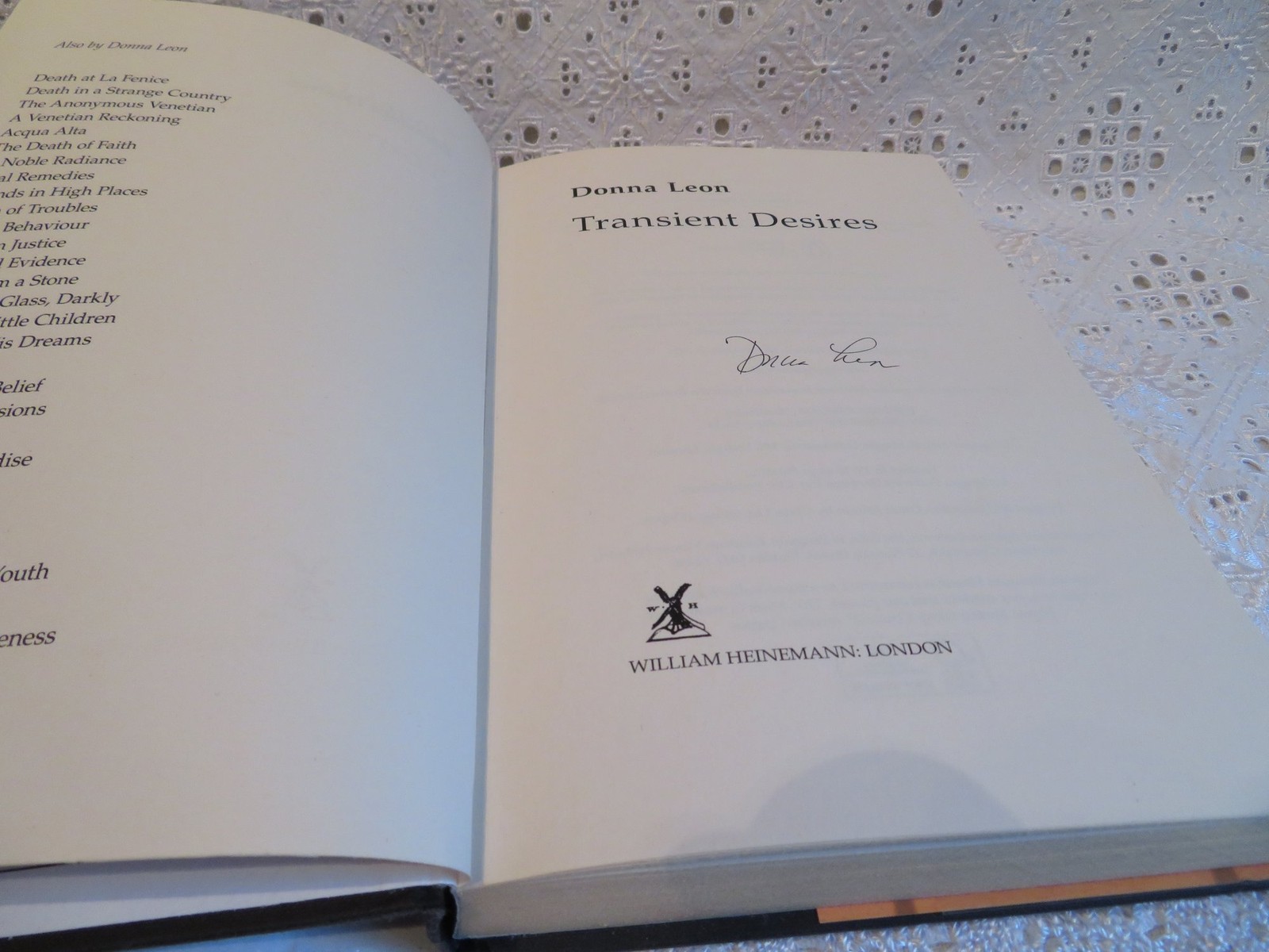 Donna Leon SIGNED Transient Desires 1st Edition HB DJ 2021