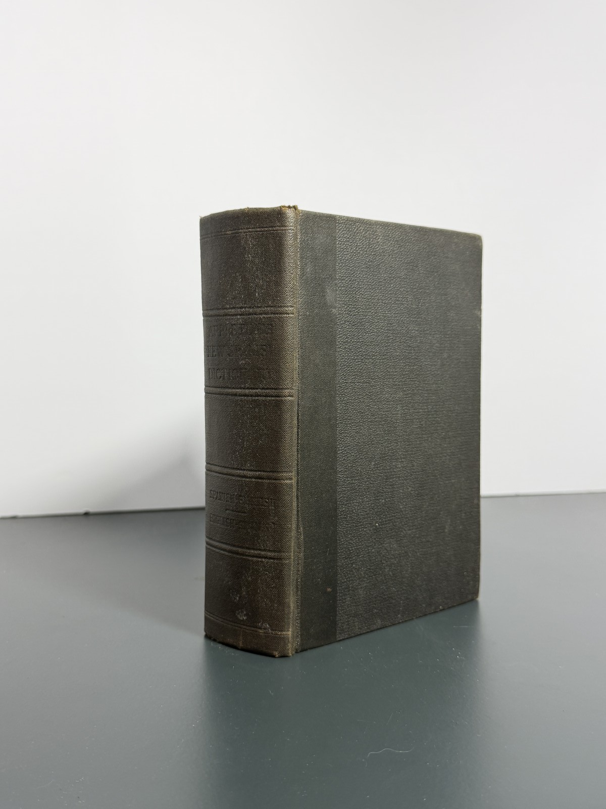 1924 Appleton’s New Spanish-English Dictionary Arturo Cuyás Hardcover Antique